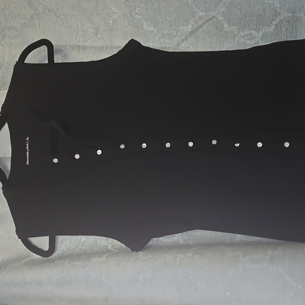 Abercrombie & Fitch Black Buttoned Fitted Top